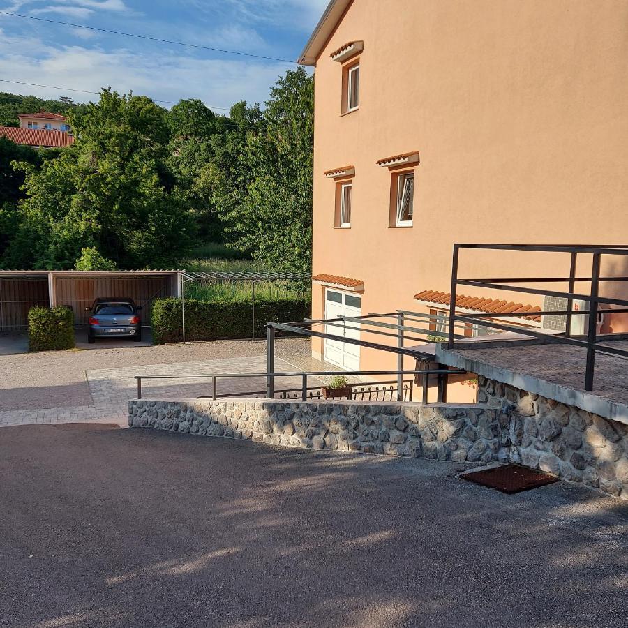 Two Bedroom Apartment Kastav Esterno foto
