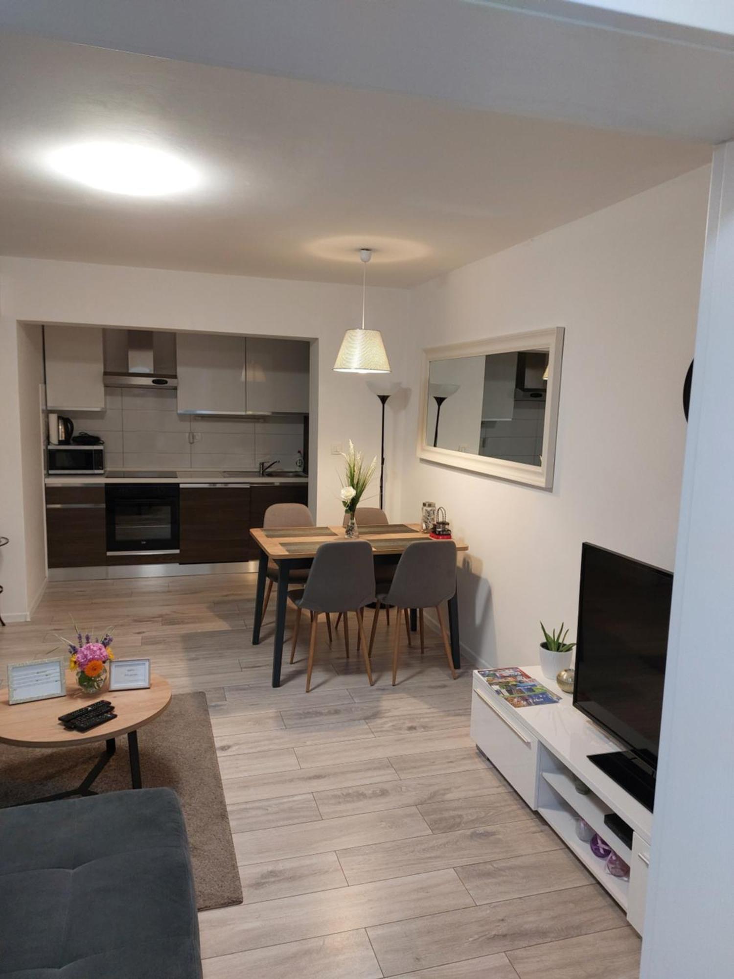 Two Bedroom Apartment Kastav Esterno foto